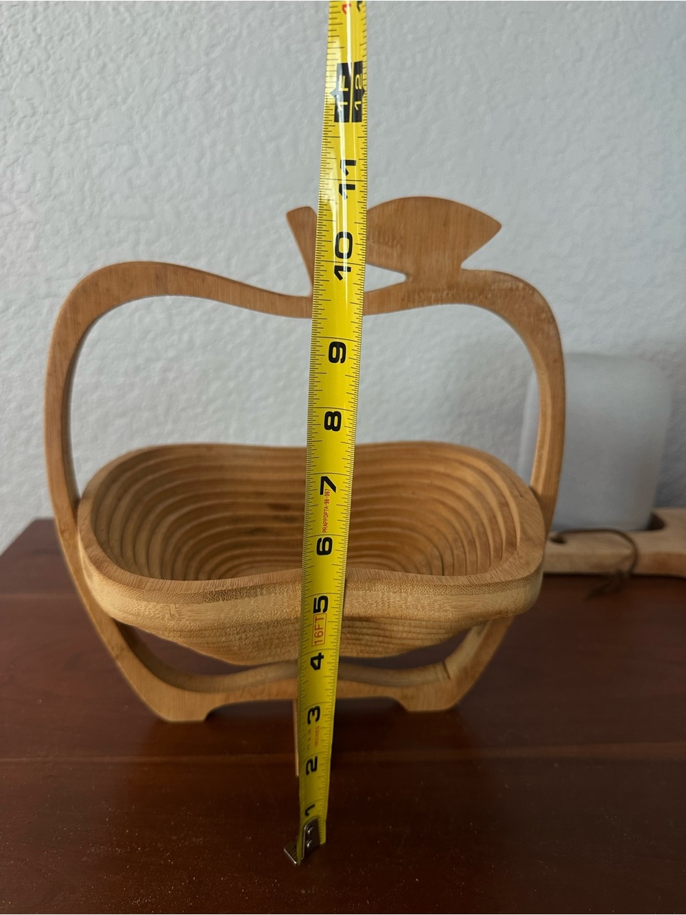 Vintage Wooden Collapsible Apple Fruit Basket - Natural Bamboo - Picture 10 of 11